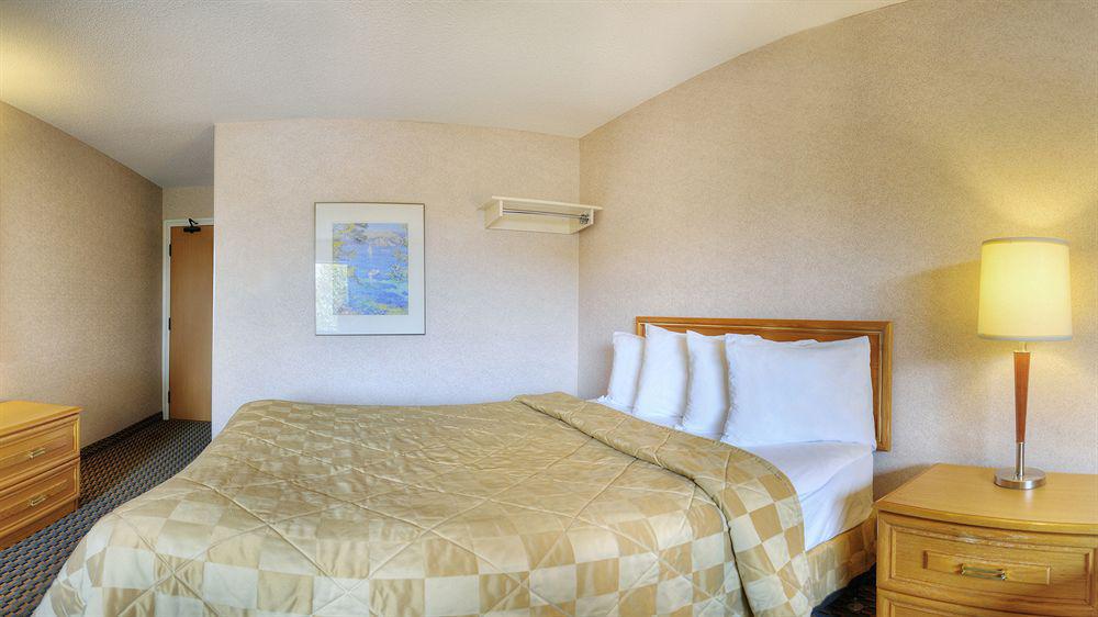 Comfort Inn Труро Экстерьер фото